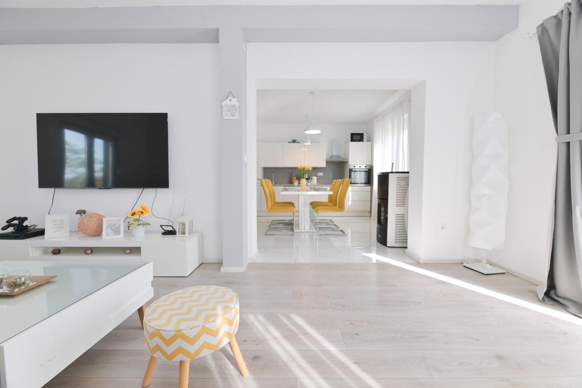 Apartment Amelie - With Pool And Sauna! Galovac  外观 照片