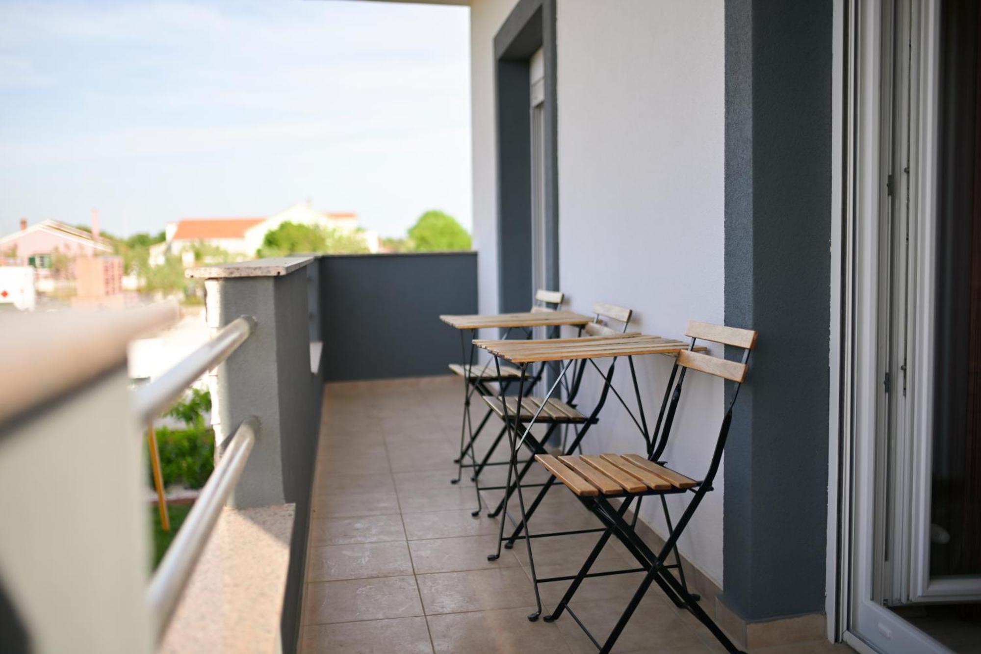Apartment Amelie - With Pool And Sauna! Galovac  外观 照片
